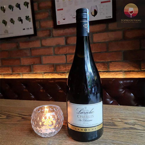 Rượu vang Domaine Laroche Les Chanoines Chablis