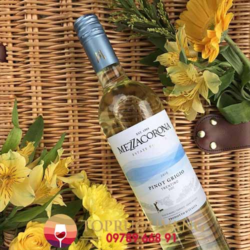 ruou-vang-Mezzacorona-Pinot-Grigio-1