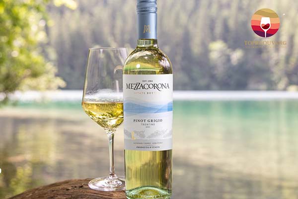 ruou-vang-Mezzacorona-Pinot-Grigio-2