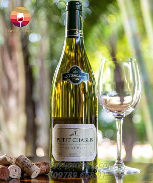 ruou-vang-La-Chablisienne-Petit-Chablis-Pas-Si-Petit-2