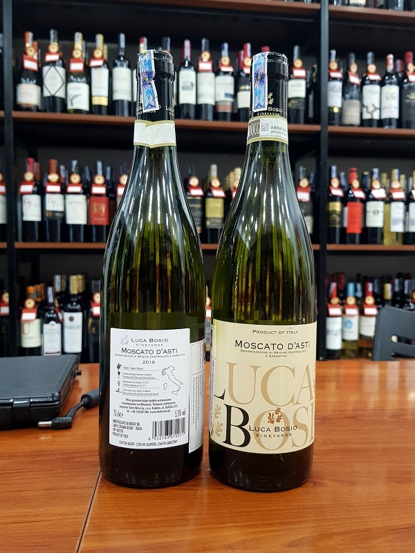 ruou-vang-y-ngot-luca-bosio-moscato-dasti